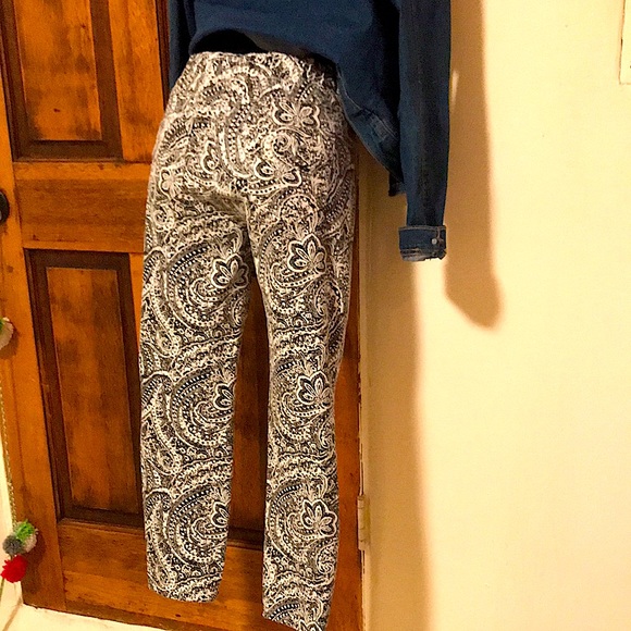 iJeans by Buffalo Crop Print Jeans - Picture 3 of 4